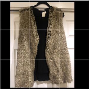 Bailey 44 faux fur vest